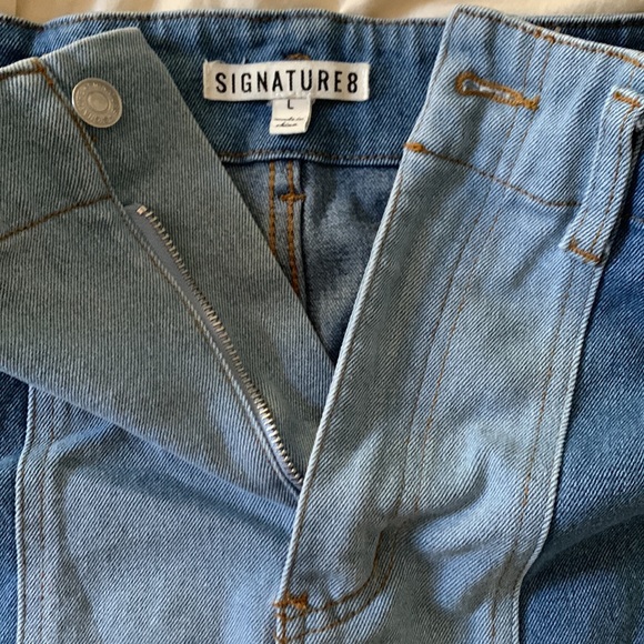 Signature 8 Multicolored Denim Jean shorts Large - Picture 3 of 3